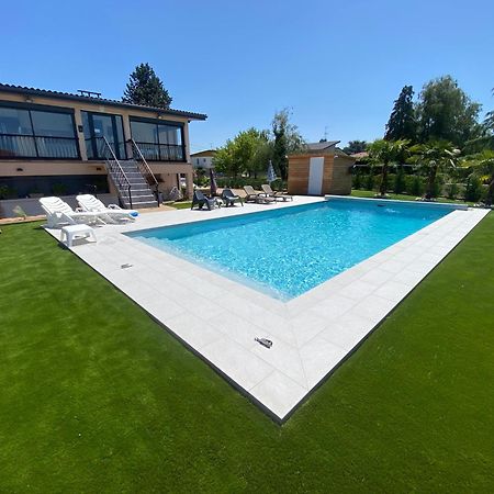 Studio Chez L'Habitant Avec Piscine Commune Grieges Exteriér fotografie